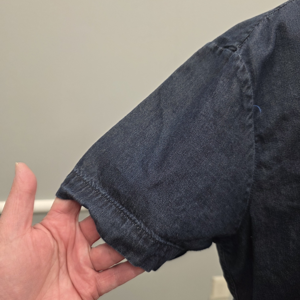 Guess Men's Dark Blue Casual Button Down Shirt - Picture 4 of 9